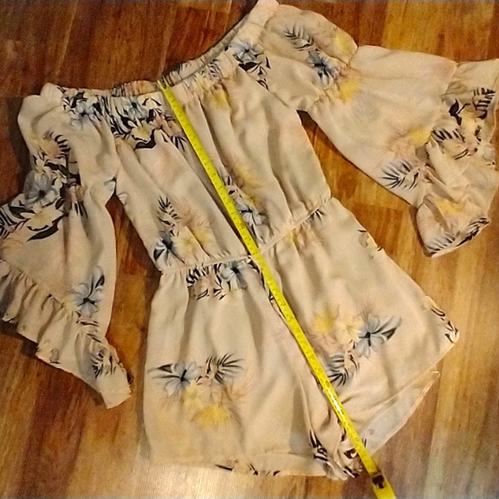 Romper Drawstring Elastic Waist Romper Great Deta… - image 3